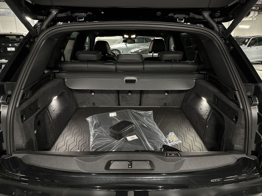 Thumbnail: 2026 BMW X5 - 24