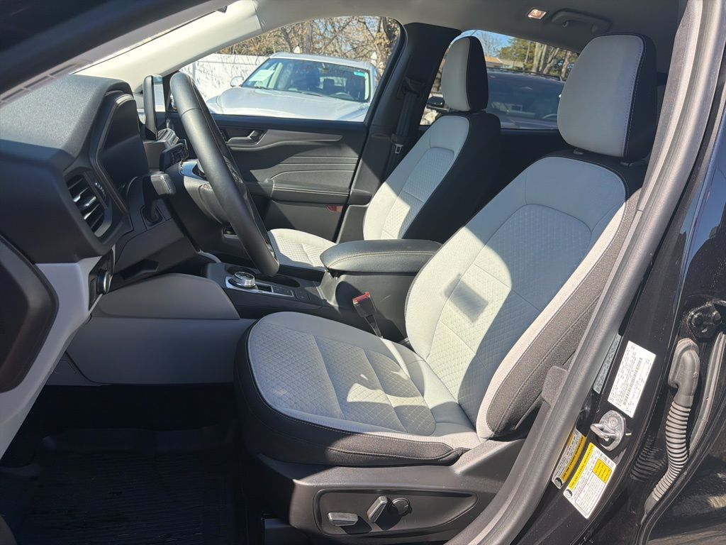 used 2023 Ford Escape car, priced at $22,995