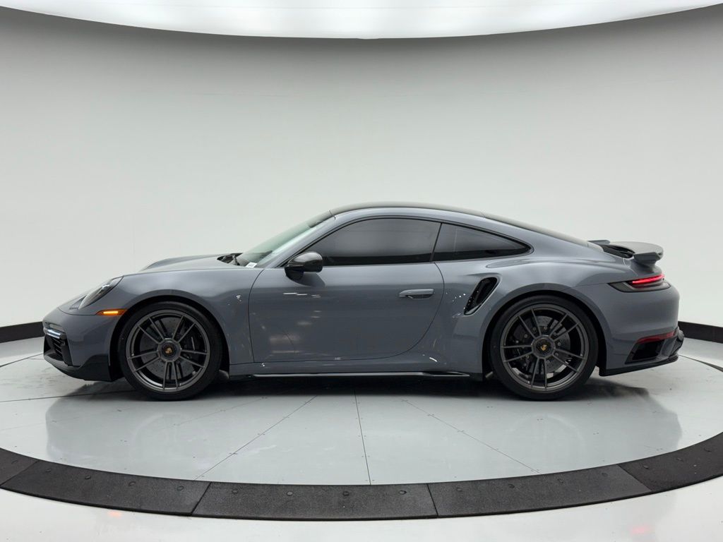 2024 Porsche 911 Turbo S 2