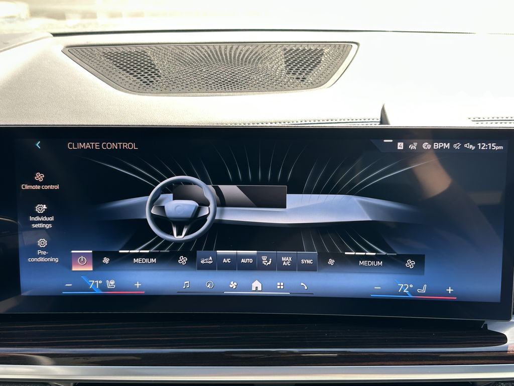 Thumbnail: 2026 BMW X7 - 24