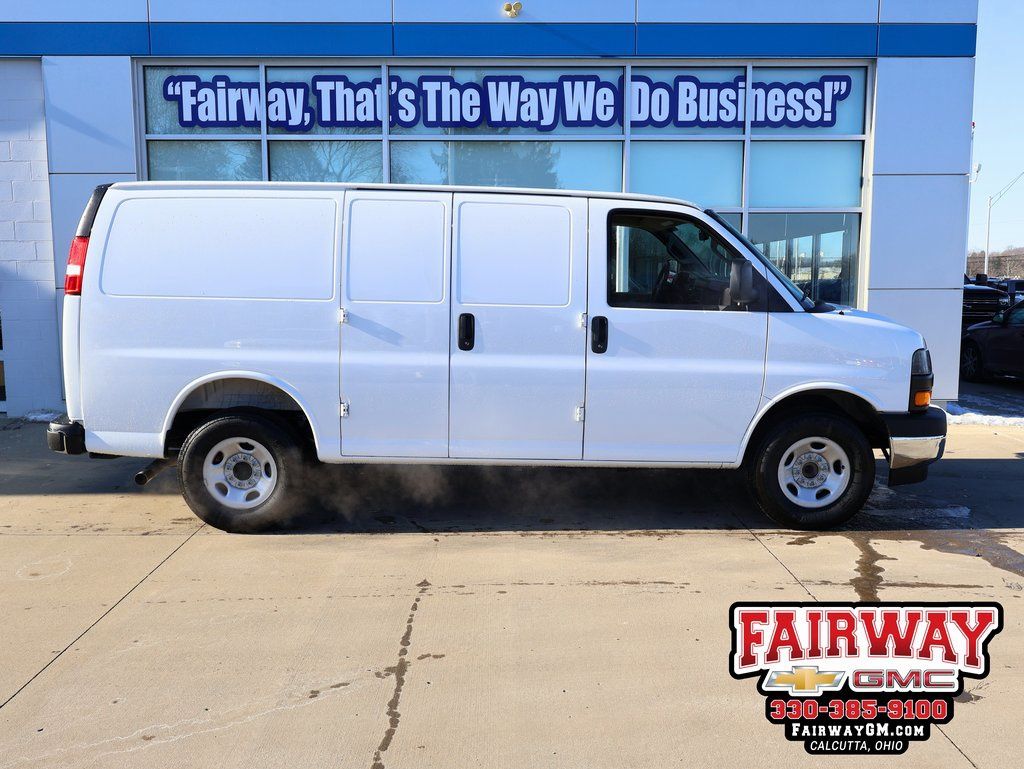 2025 Chevrolet Express Cargo 2500 RWD