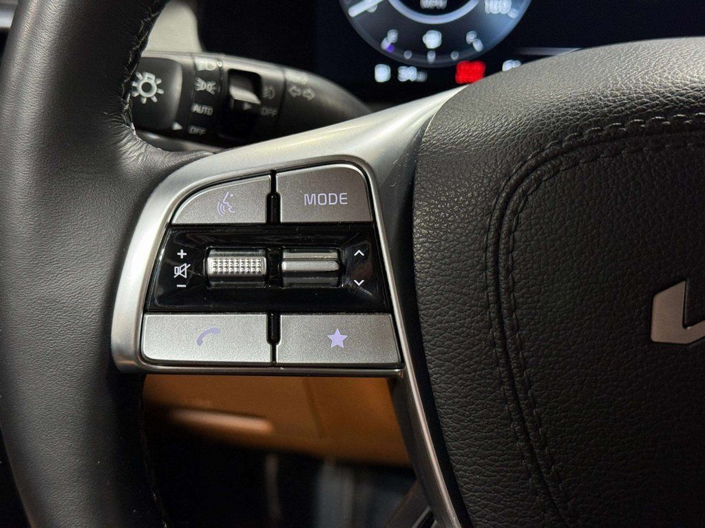 Used 2023 Midnight Lake Blue Kia SX-Prestige X-Line image 11