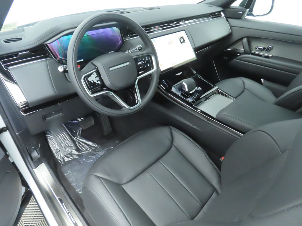 2025 Land Rover Range Rover Sport  9