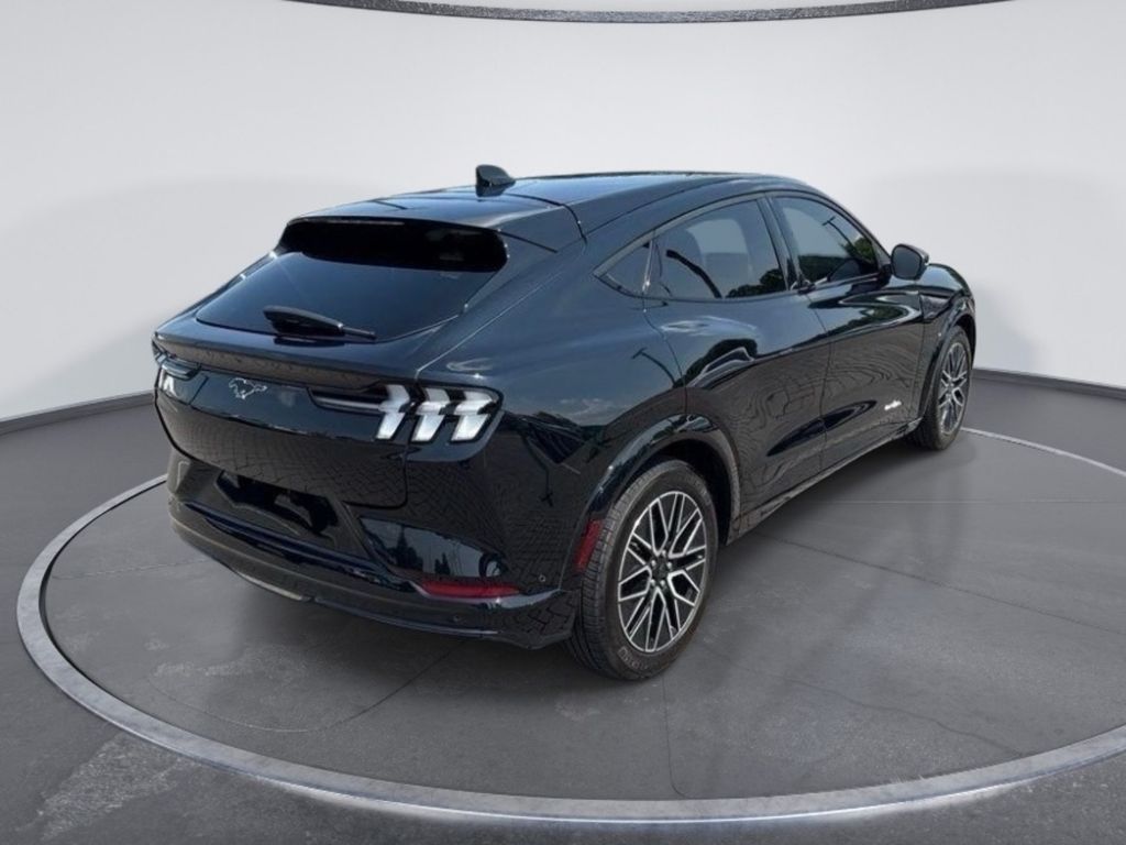 Used 2024 Black Ford Premium image 7