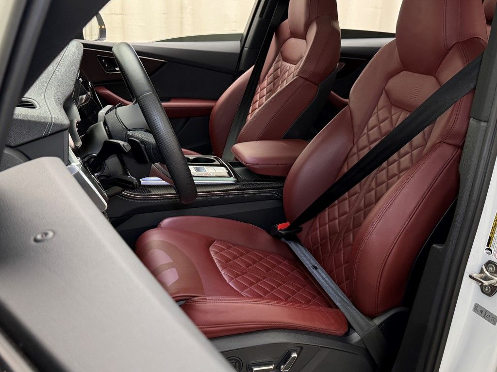 2023 Audi SQ7 Premium Plus 31