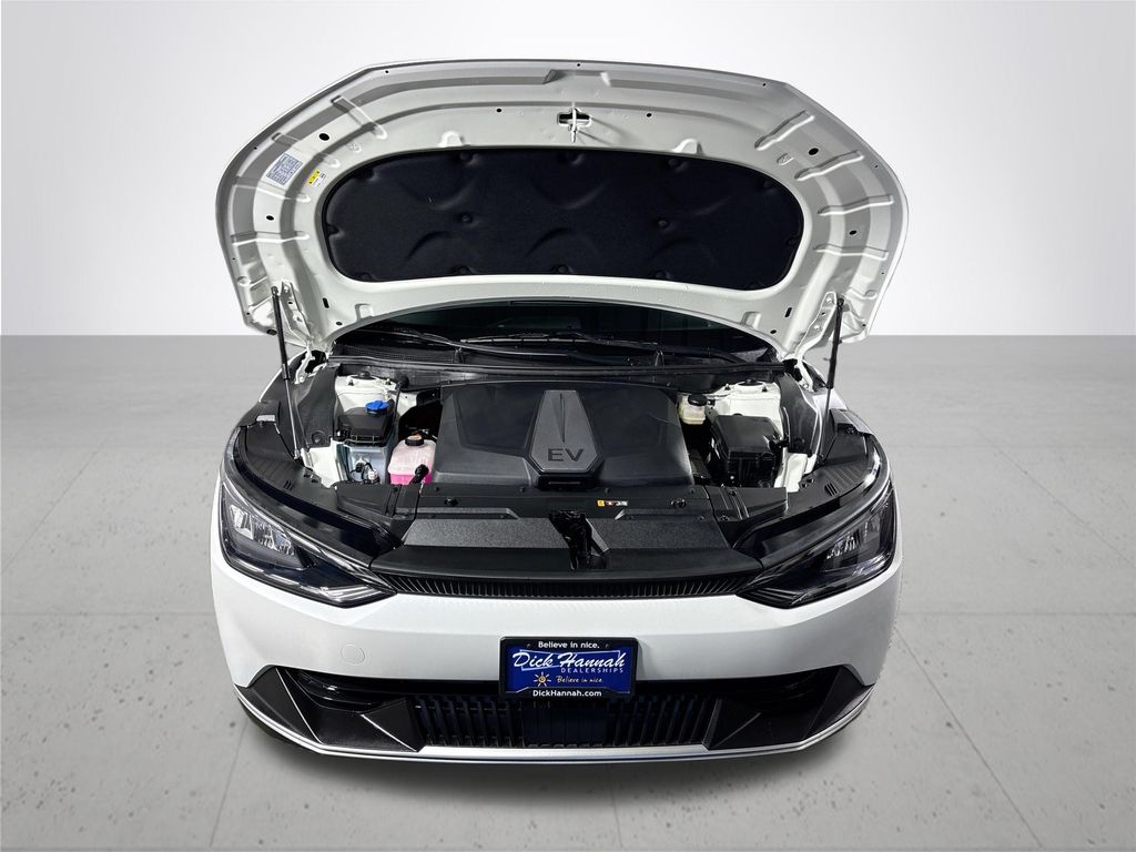 2024 Kia EV6 Light