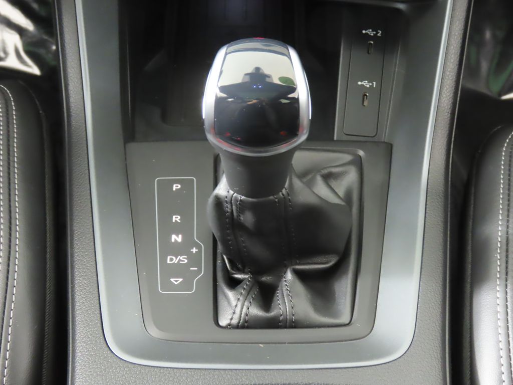 Thumbnail: 2025 Audi Q3 - 24