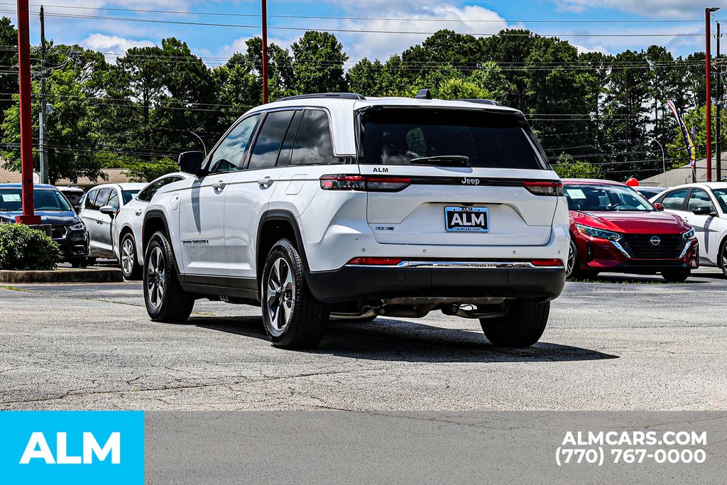 Used 2024 White Jeep 4xe image 7