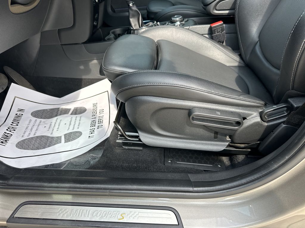 2018 Melting Silver Metallic MINI Countryman E Countryman AWD SUV