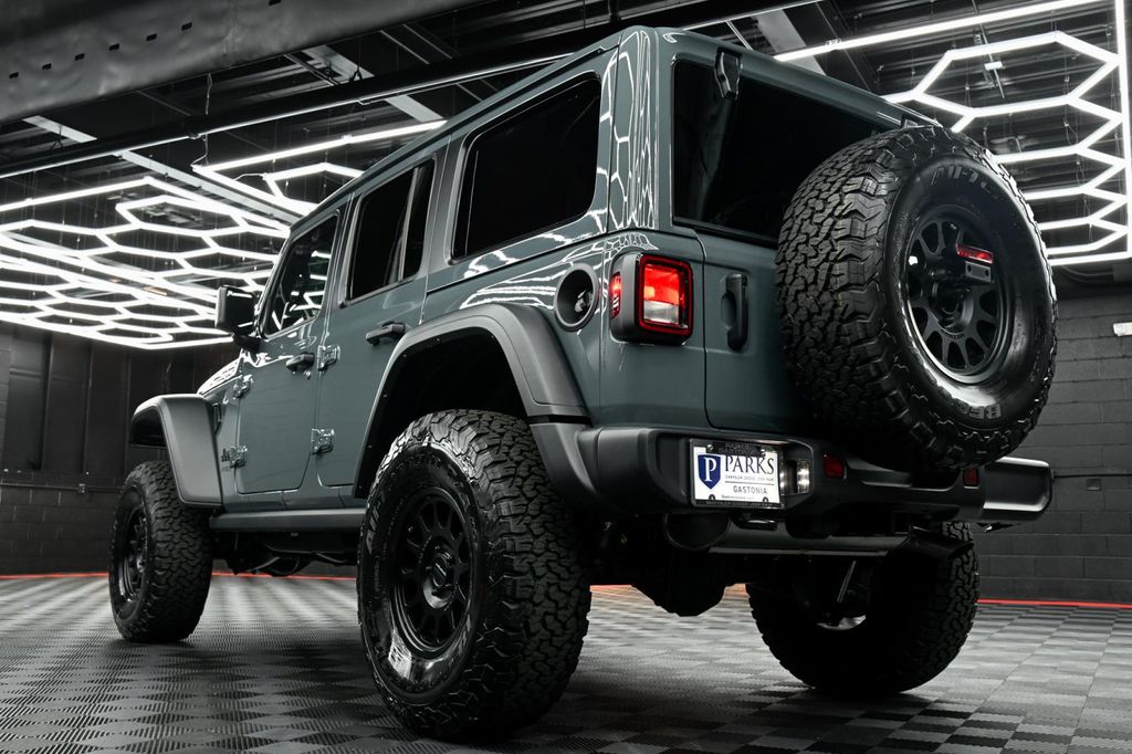 2025 Jeep Wrangler 4-Door Willys - Photo 7