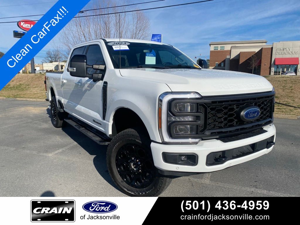Star White Metallic Tri-Coat 2023 Ford F-250 Super Duty Lariat Crew Cab 4WD Pickup Truck Four-Wheel Drive Automatic