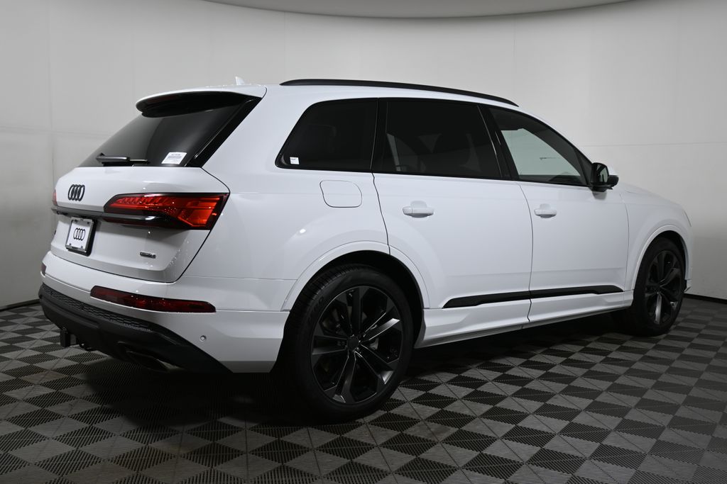 Thumbnail: 2026 Audi Q7 - 7