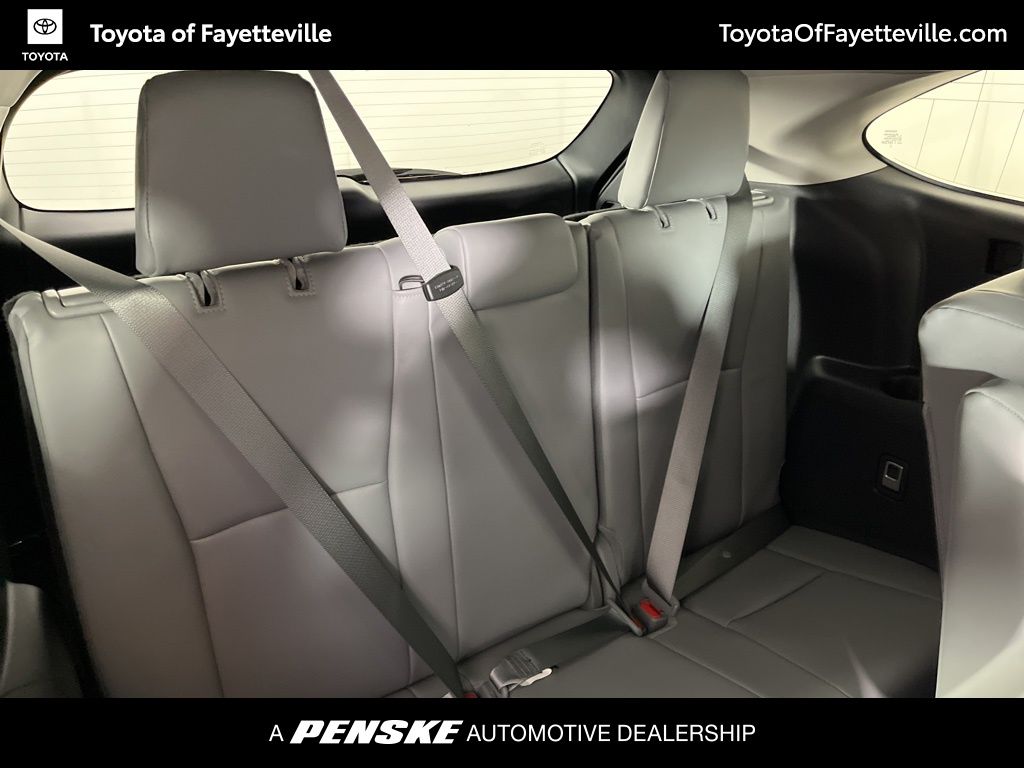 Thumbnail: 2026 Toyota Highlander - 14