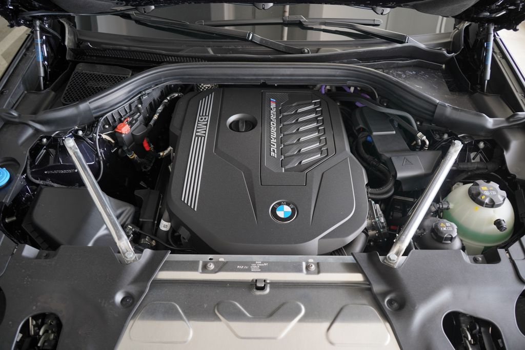 2025 BMW X4 M40i 24