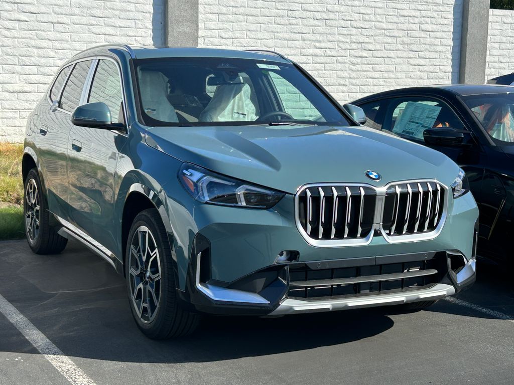 Thumbnail: 2025 BMW X1 - 2