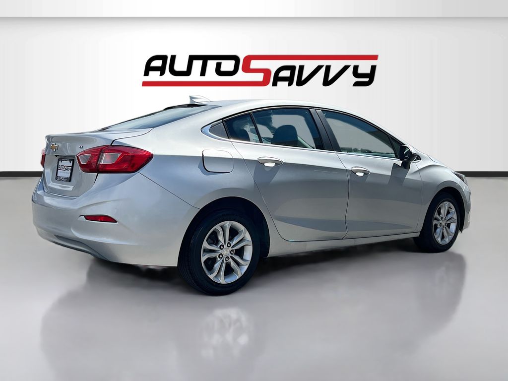 Used 2019 Silver Chevrolet LT image 7
