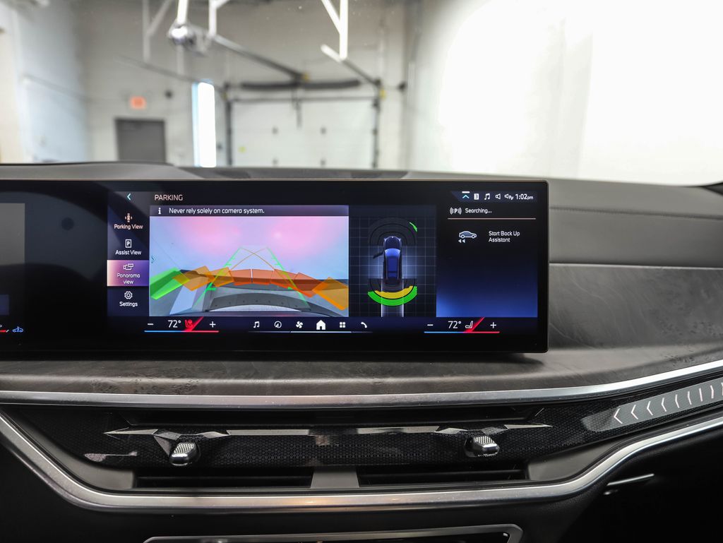 Thumbnail: 2024 BMW X7 - 18