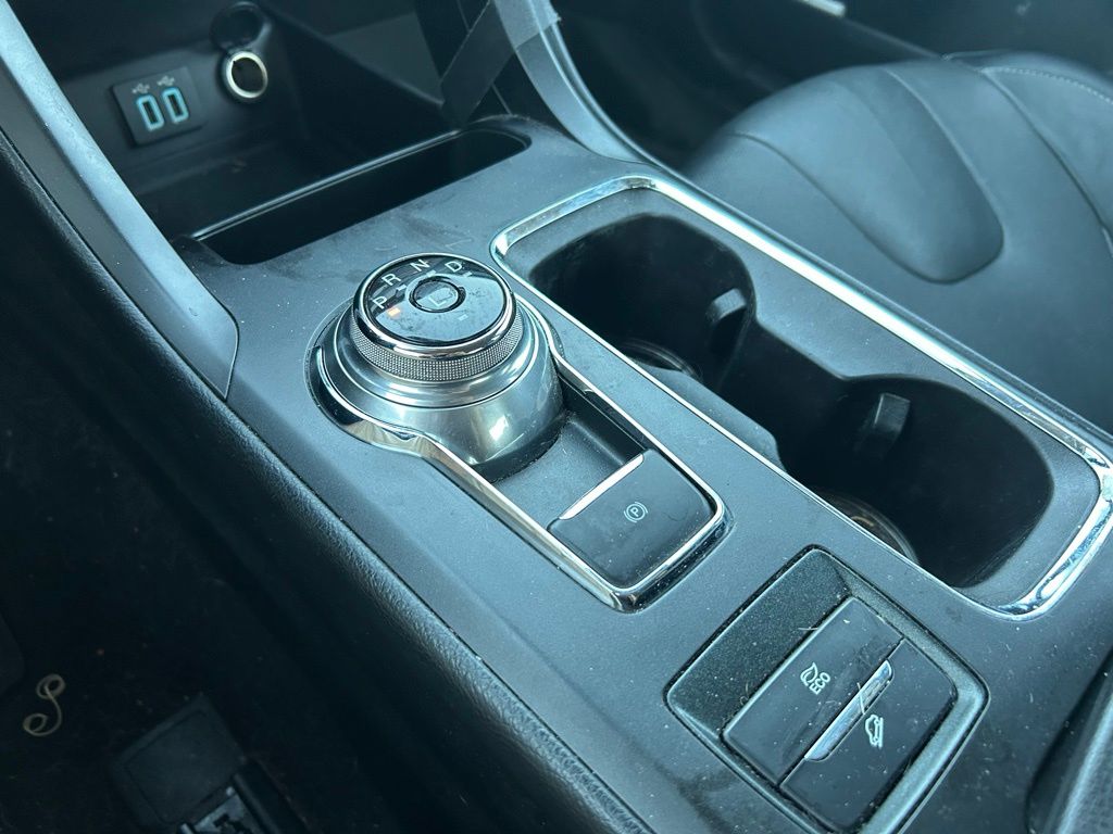 Thumbnail: 2020 Ford Fusion - 28
