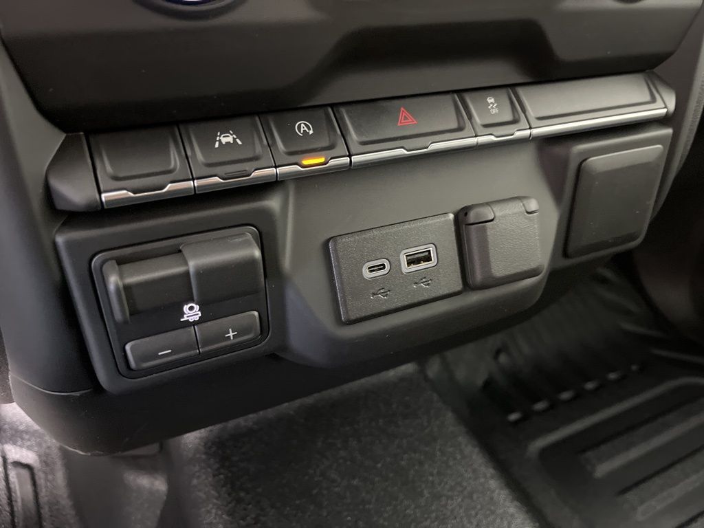 Thumbnail: 2026 Chevrolet Silverado 1500 - 29