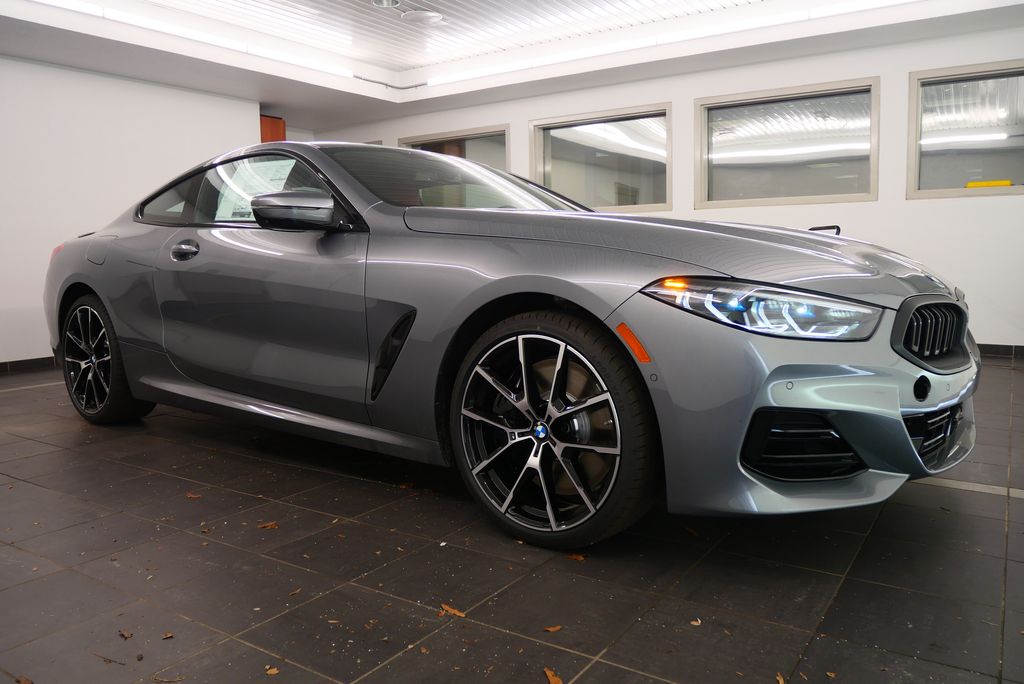 2024 BMW 8 Series 840i 6