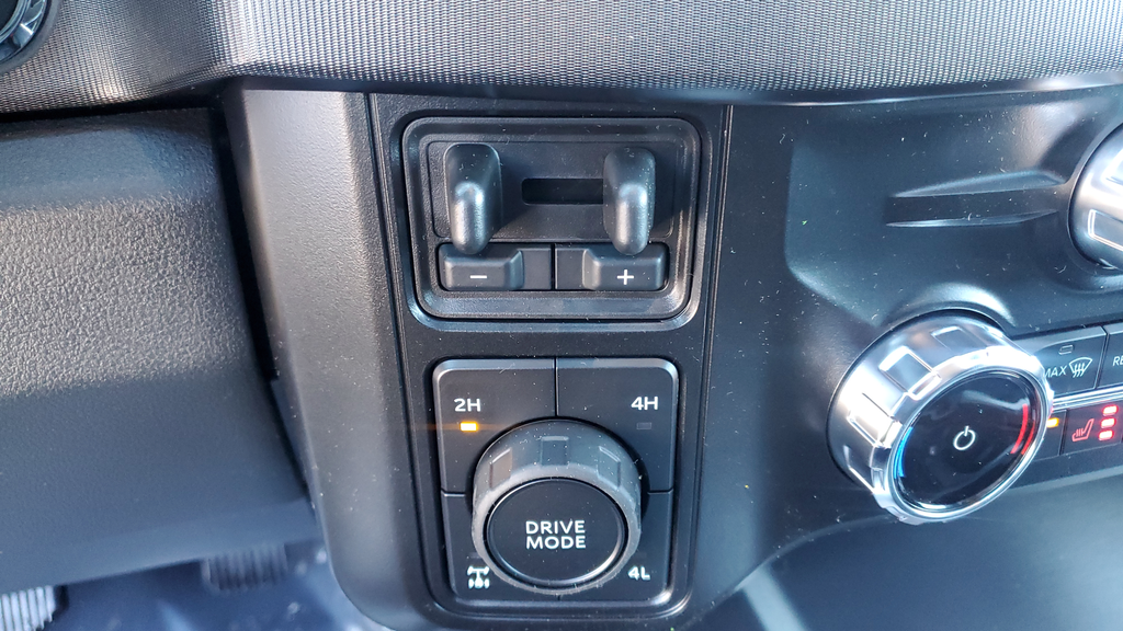 New 2026 Gray Ford Platinum image 26