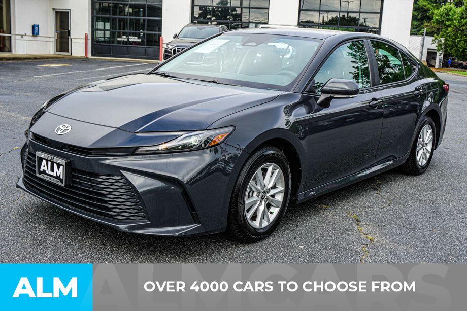 Used 2025 Gray Toyota LE image 3