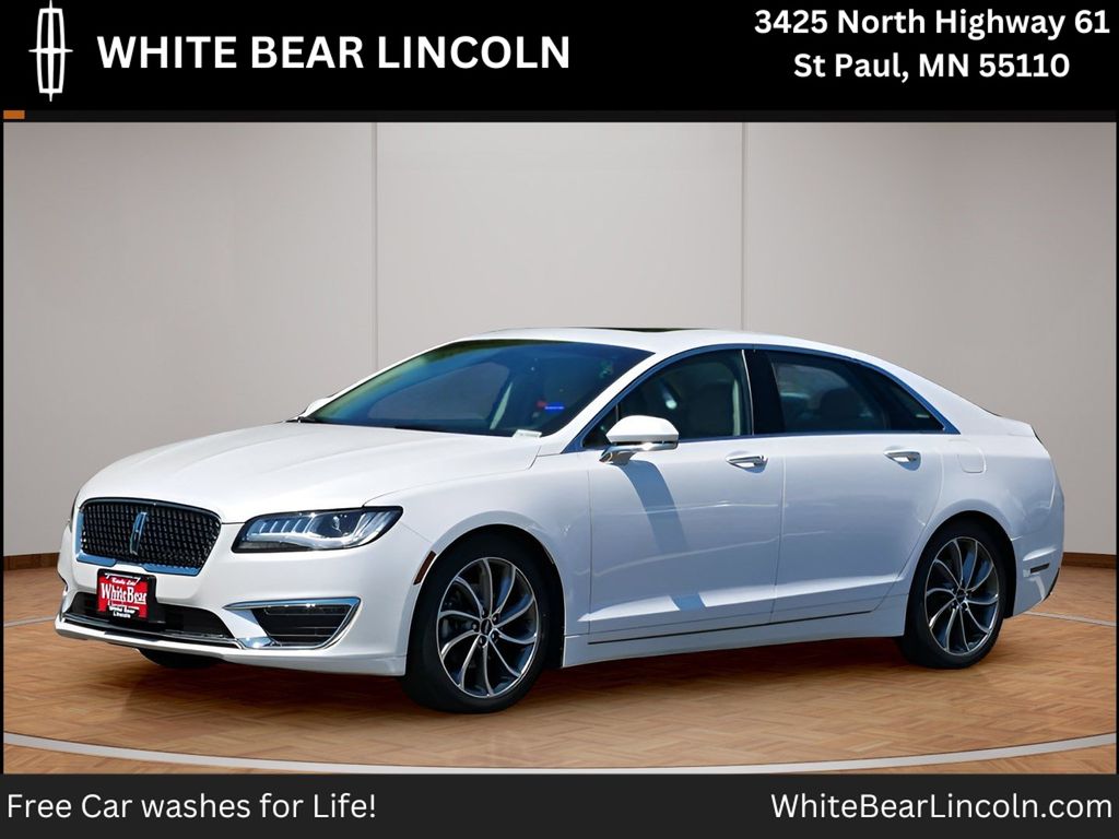 White Platinum Clearcoat Metallic 2019 Lincoln MKZ Sedan Front-Wheel Drive 6-Speed Automatic