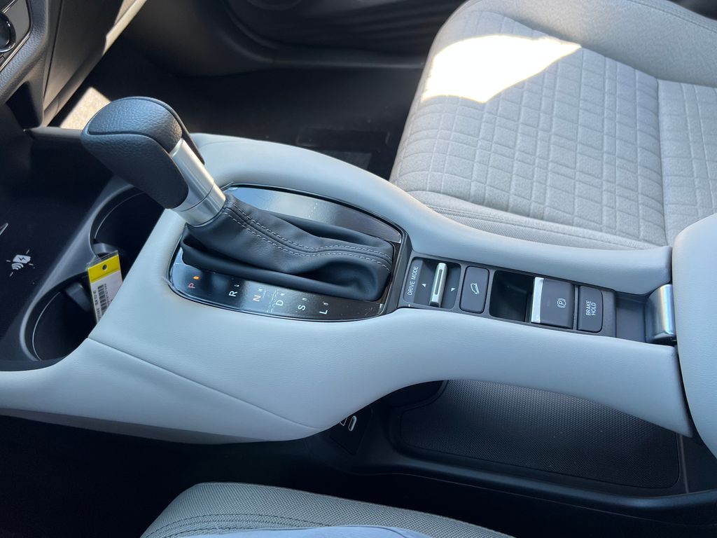 Thumbnail: 2026 Honda HR-V - 32