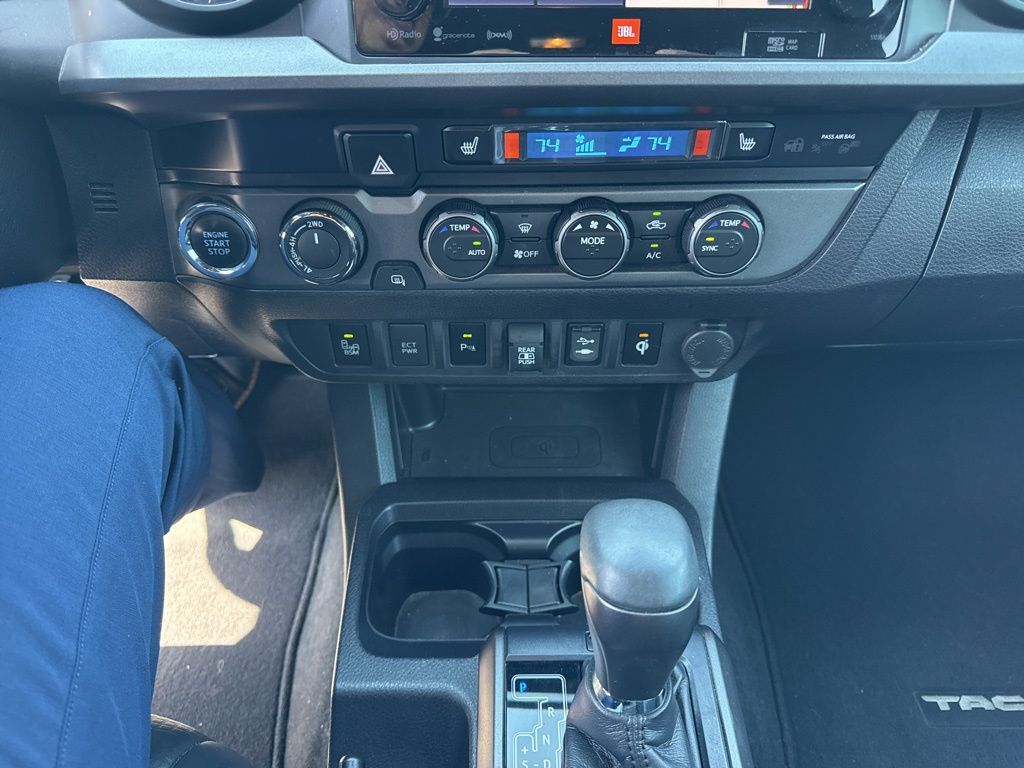 Thumbnail: 2019 Toyota Tacoma - 20