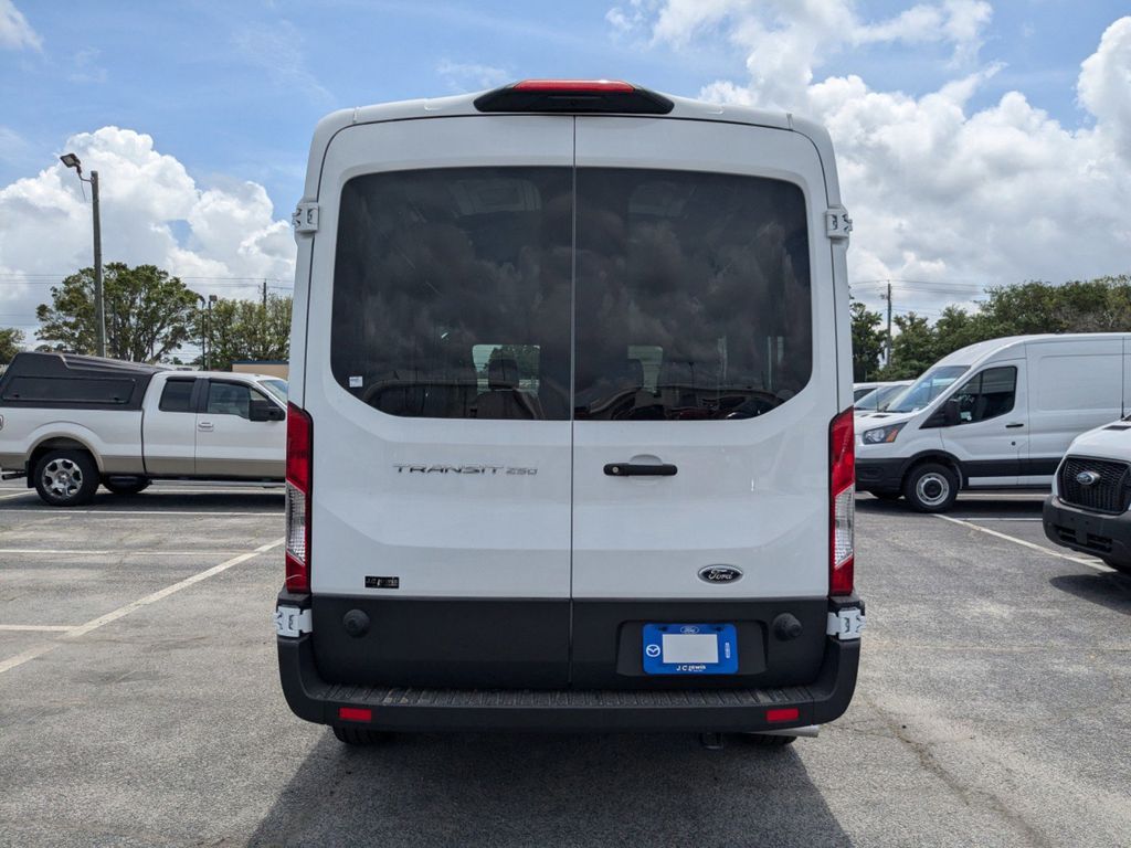 2025 Ford Transit 250