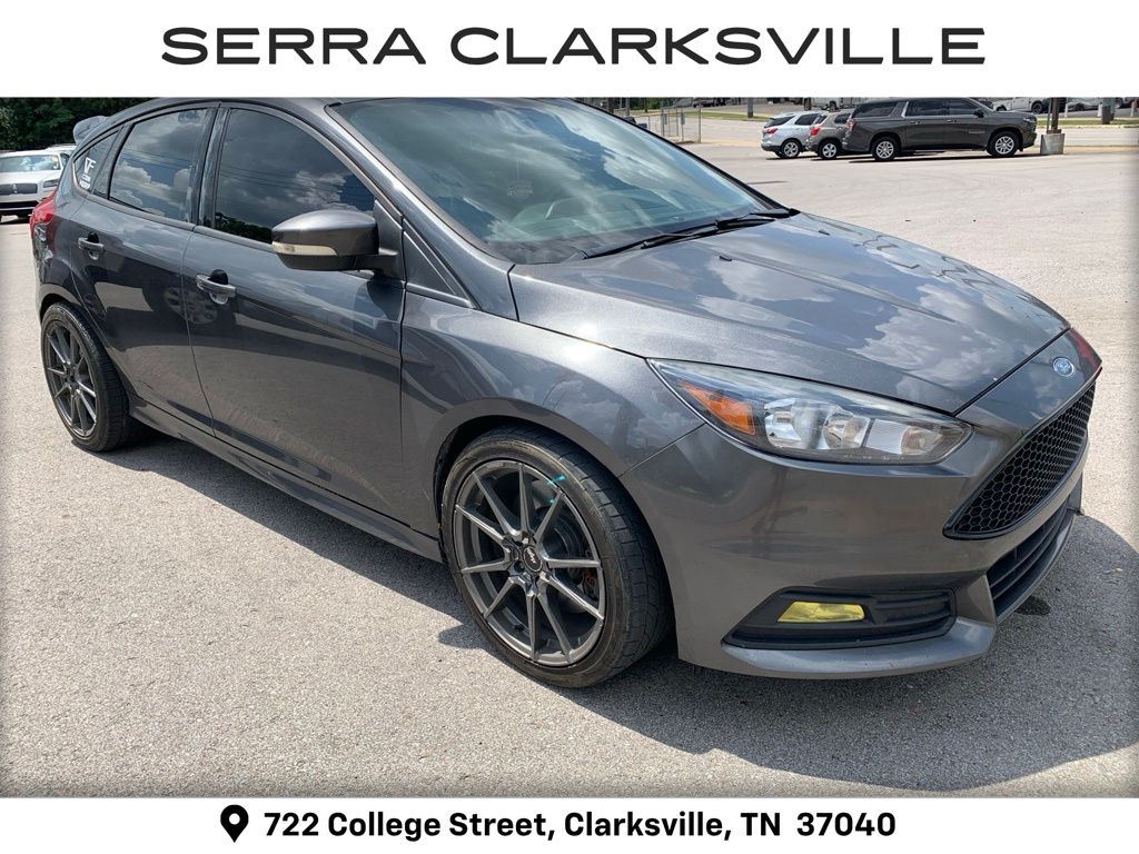 2018 Ford Focus ST