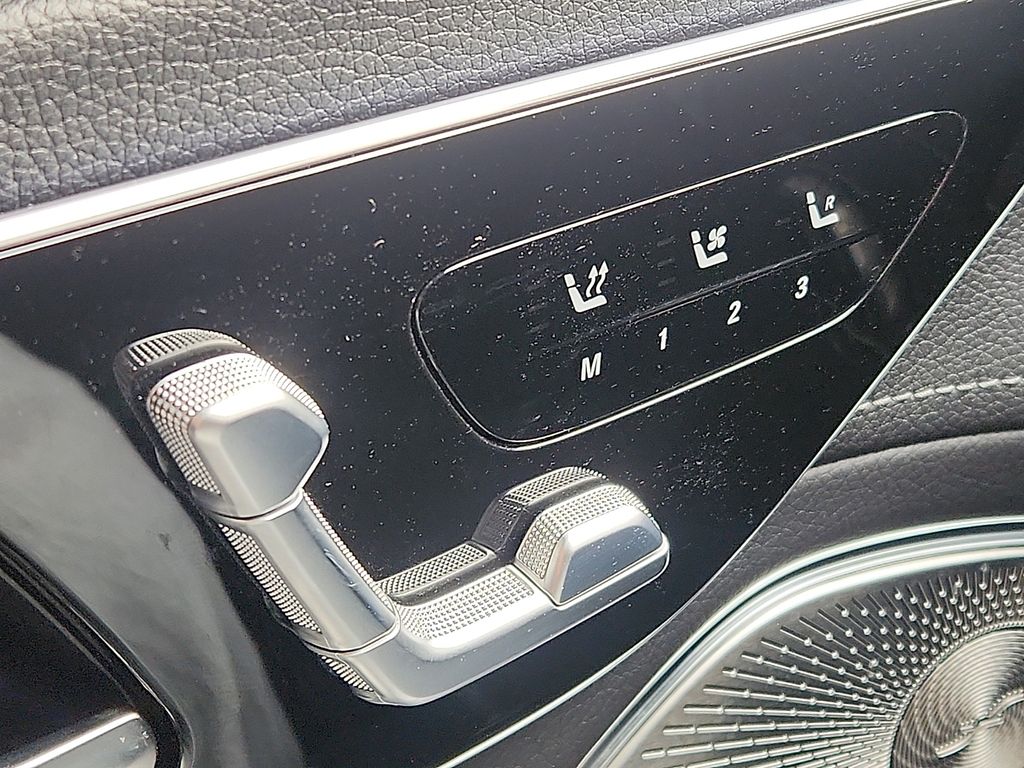 Thumbnail: 2023 Mercedes-Benz EQS - 25