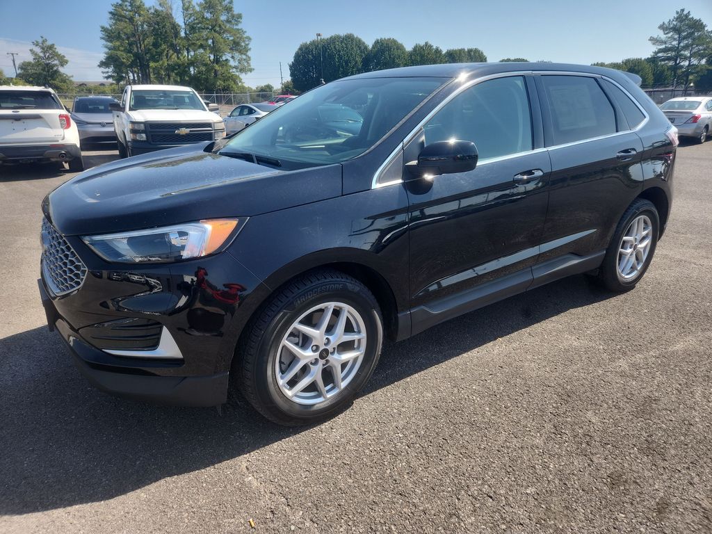  2024 Ford Edge SEL AWD   