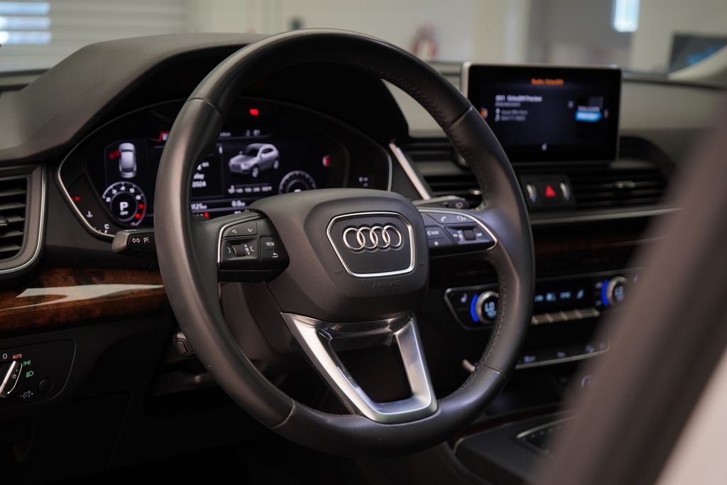 2020 Audi Q5 45 Premium Plus 8