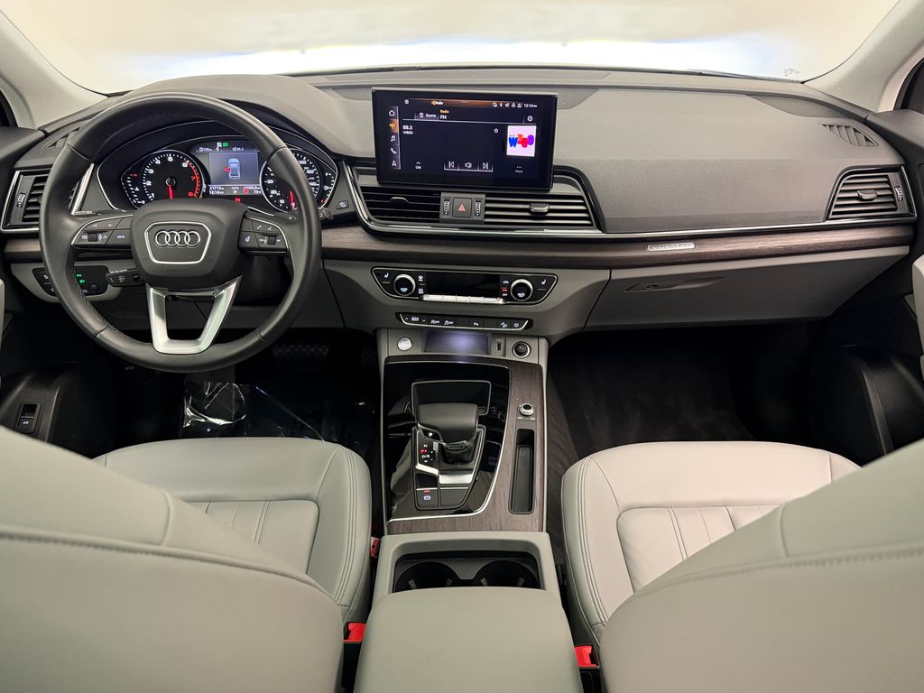 Thumbnail: 2023 Audi Q5 - 17