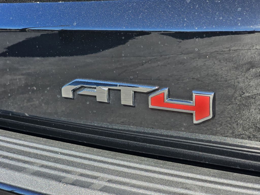 2023 GMC Yukon XL AT4 11