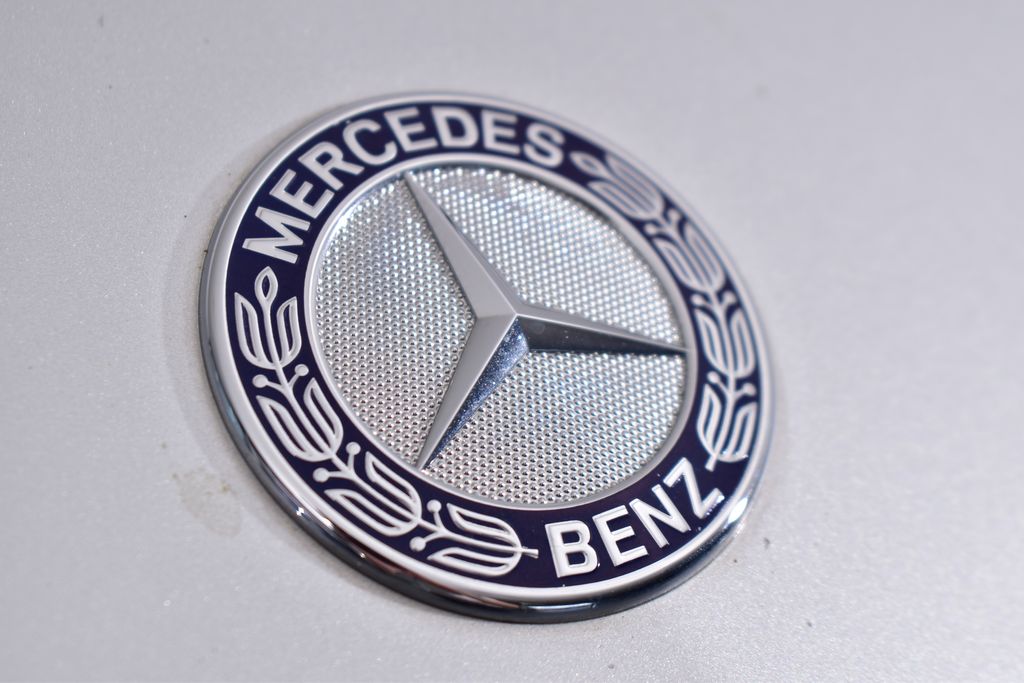 Thumbnail: 2017 Mercedes-Benz E-Class - 10