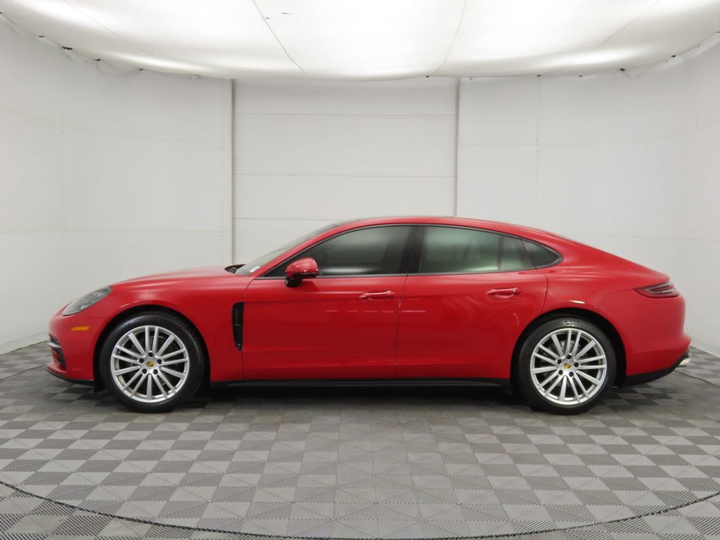 Thumbnail: 2017 Porsche Panamera - 8