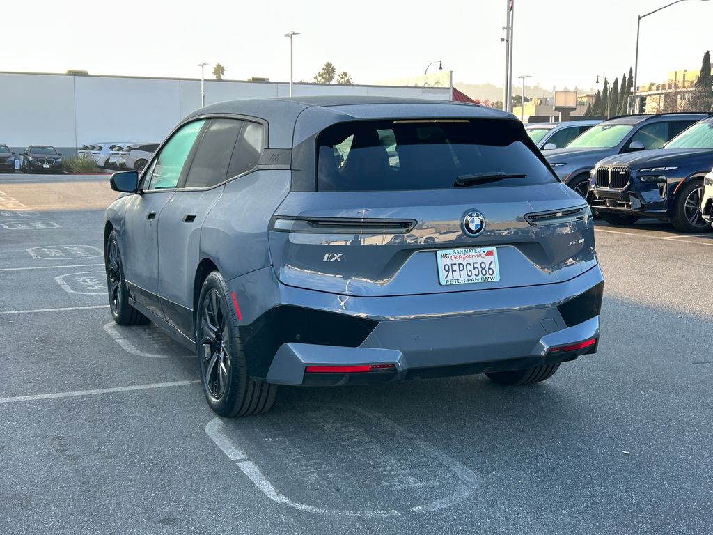 Thumbnail: 2023 BMW iX - 3