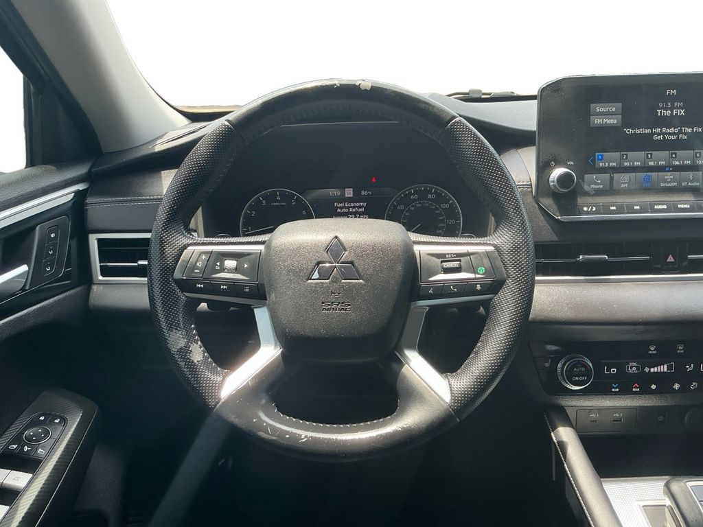 2022 Mitsubishi Outlander SEL Special Edition - Photo 14