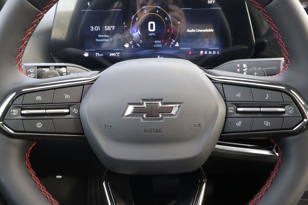 Thumbnail: 2026 Chevrolet Equinox - 23