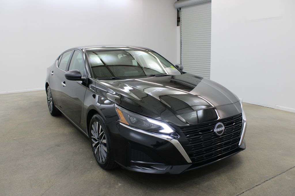 used 2025 Nissan Altima car, priced at $22,991