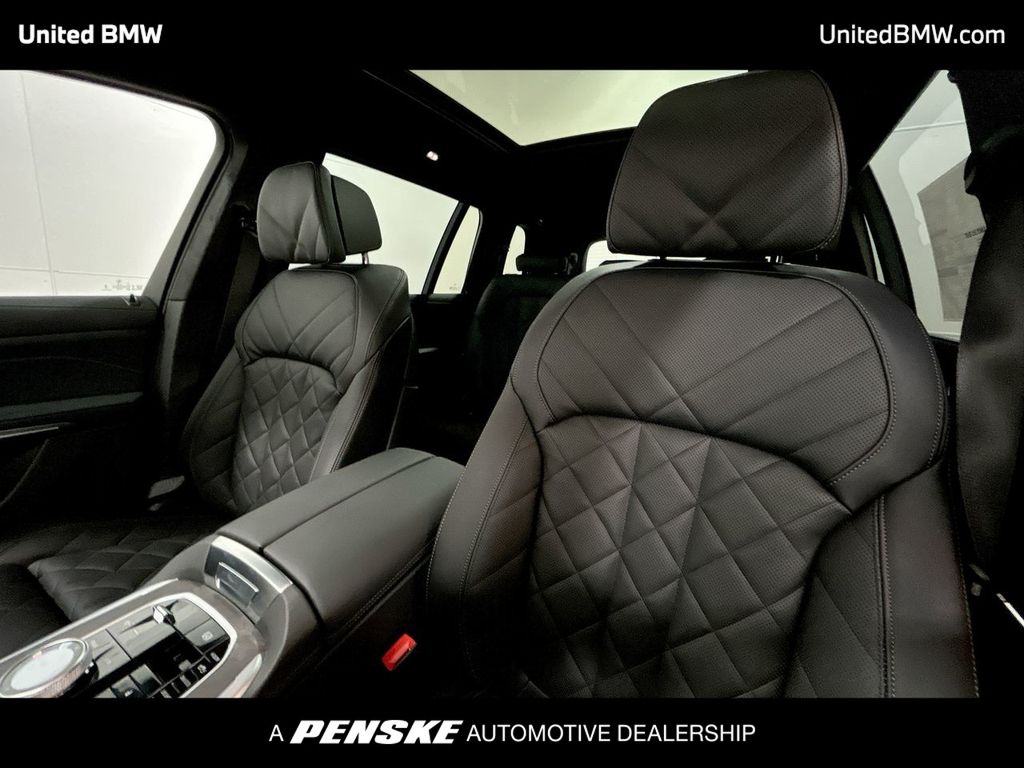 2026 BMW X7 xDrive40i 13