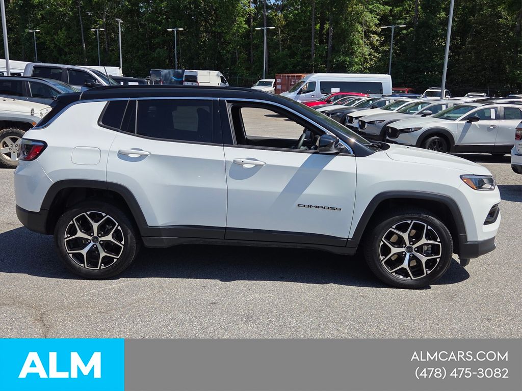Used 2025 White Jeep Limited image 13