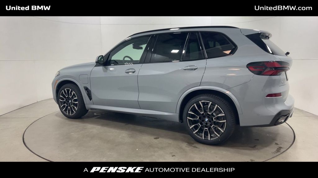 2025 BMW X5 xDrive50e 6