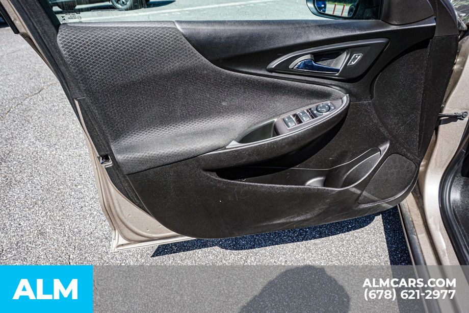 Used 2024 Gray Chevrolet LT image 47