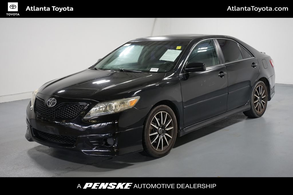 2011 Toyota Camry SE -
                  Duluth, GA