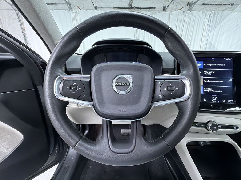 Used 2019 Volvo XC40 SUV
