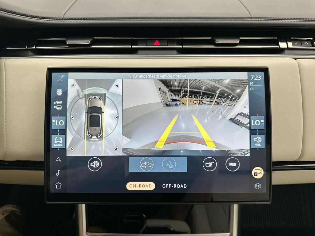 Thumbnail: 2025 Land Rover Range Rover - 28