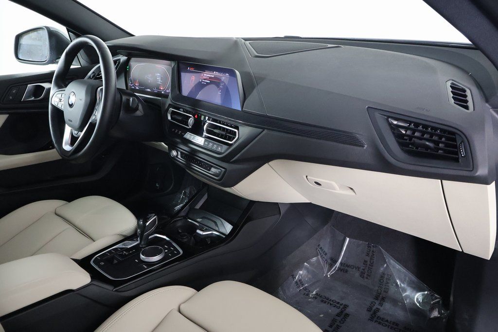 Thumbnail: 2023 BMW 2 Series - 9